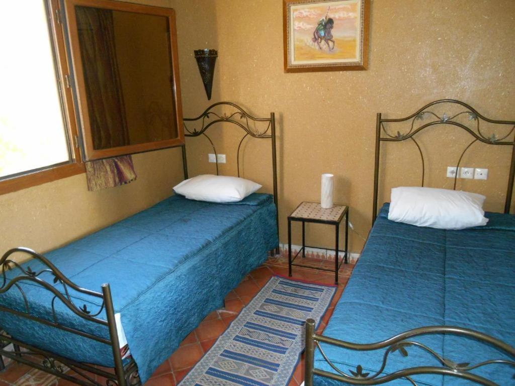Click Excursions Tafraoute Hotell Taddart Exteriör bild