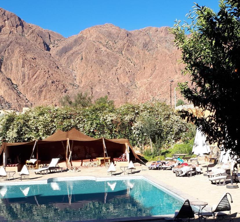 Click Excursions Tafraoute Hotell Taddart Exteriör bild